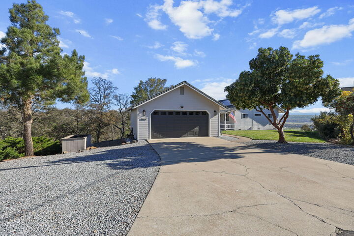 Property Photo: 19662 White Horse Place CA 96022