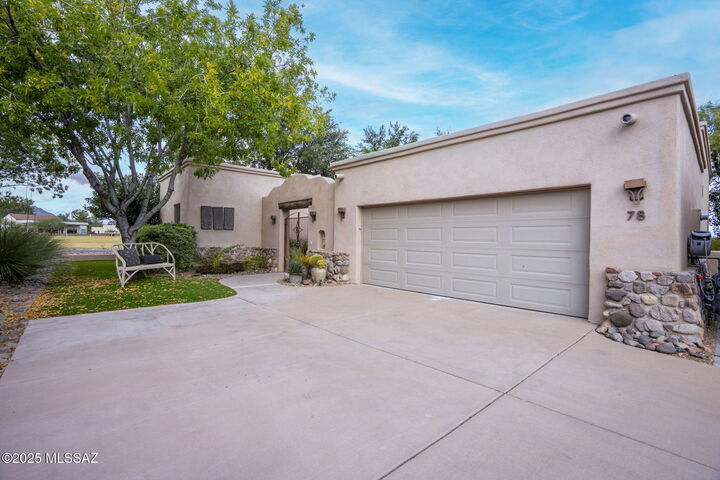Property Photo:  78 Palmas Court  AZ 85646 
