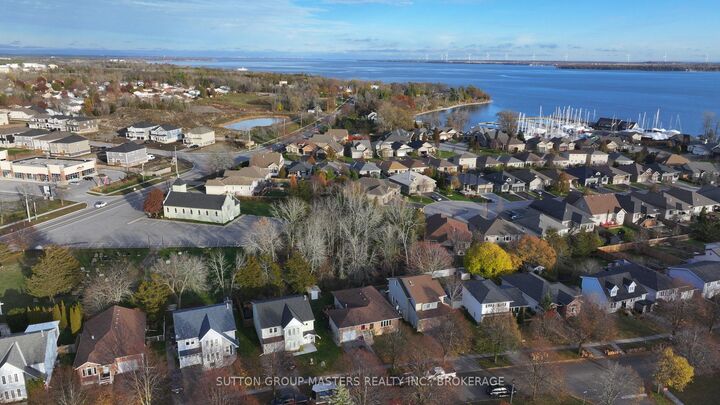 Property Photo: 14 Heritage Drive ON K0H 1G0