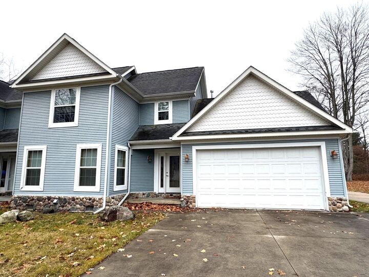 Property Photo:  103 Ultra Court  MI 48653 