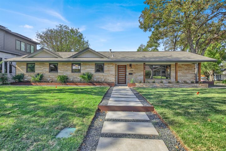 Property Photo:  7510 Daugherty Street  TX 78757 