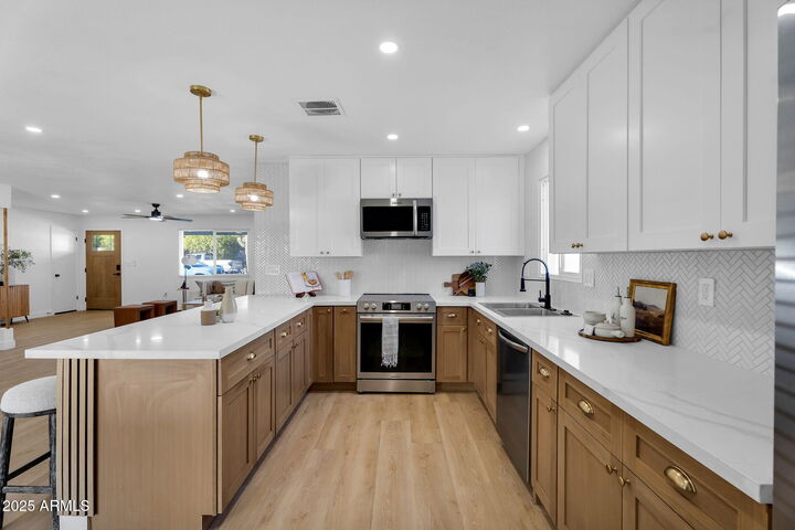 1037 E Lilac Drive  Tempe AZ 85288 photo