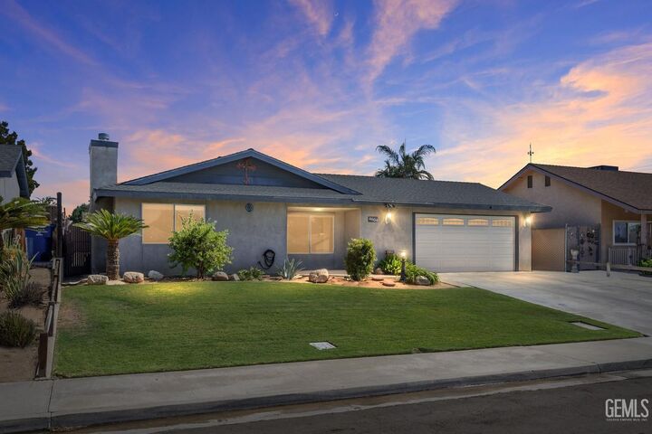 4604 Marlow Court  Bakersfield CA 93308 photo