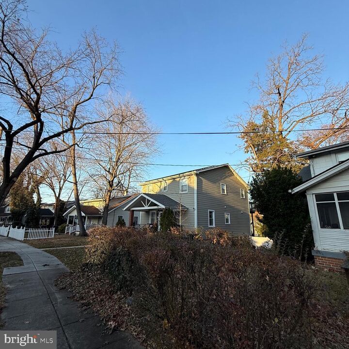 Property Photo:  2137 30th Street NE  DC 20018 