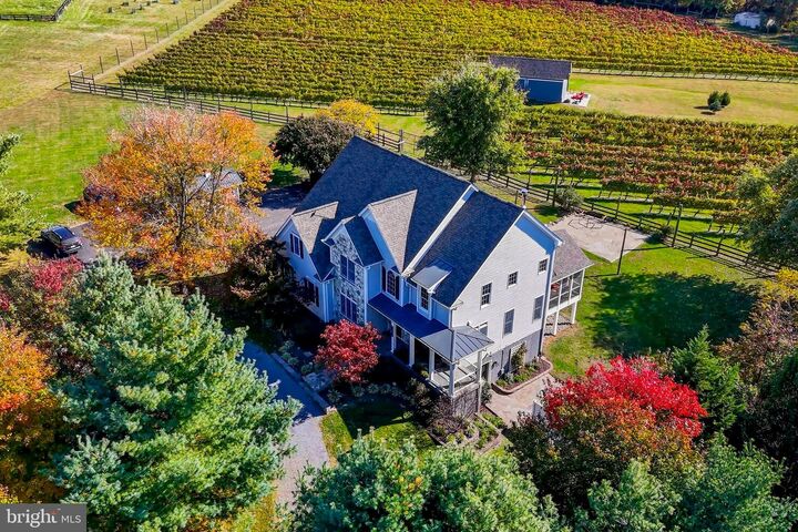 Property Photo:  13902 Bronco Lane  VA 20180 