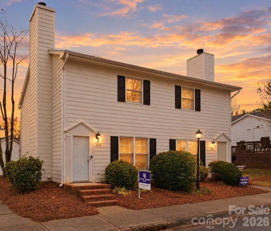 Property Photo:  5918 Crape Myrtle Lane  NC 28216 