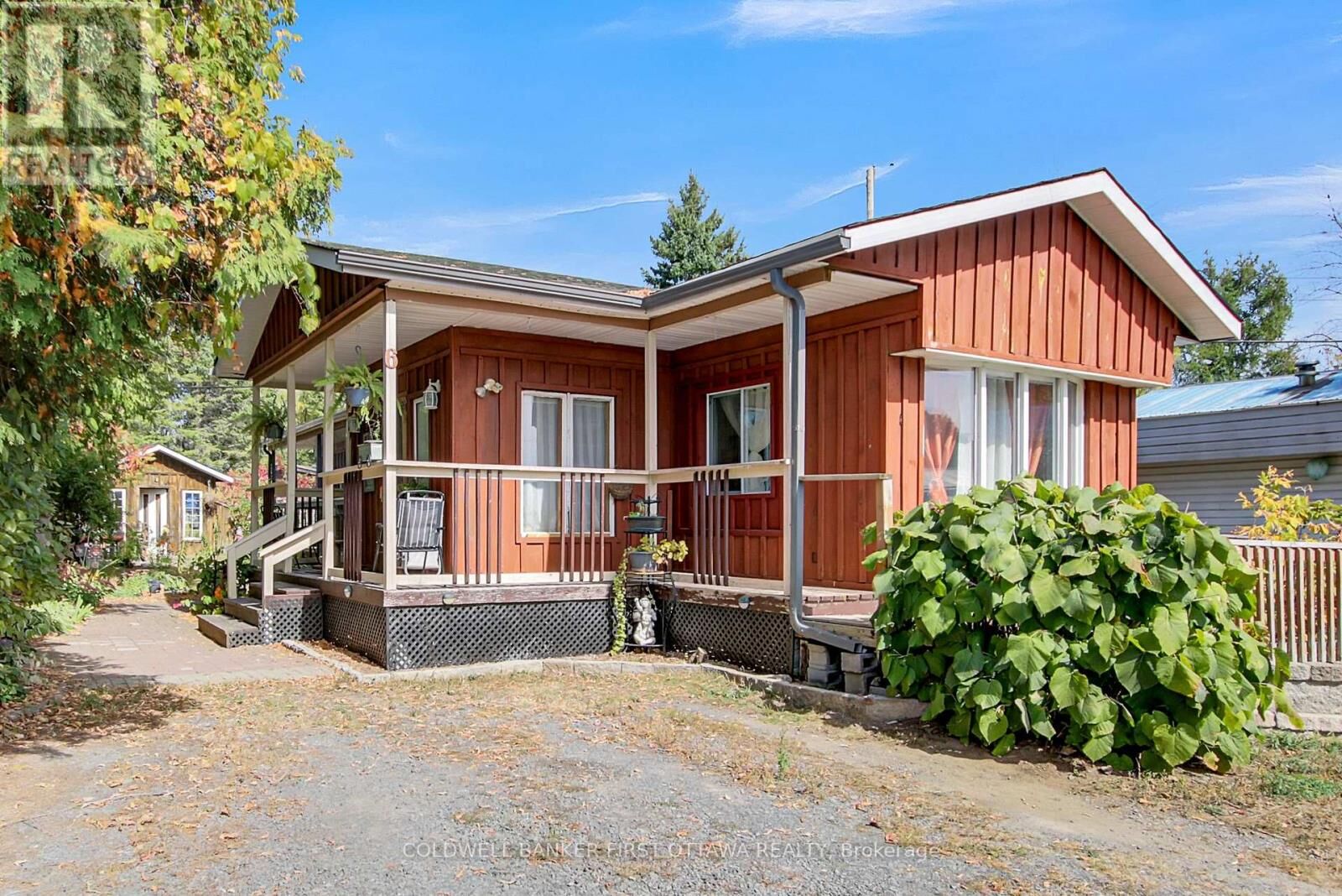 Property Photo: 6 Fetherston Lane ON K0G 1J0