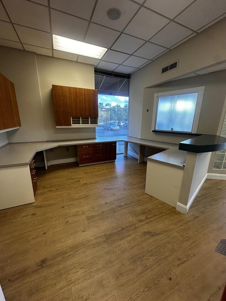 Property Photo:  2121 Nicholasville Road Suite 103-106  KY 40503 
