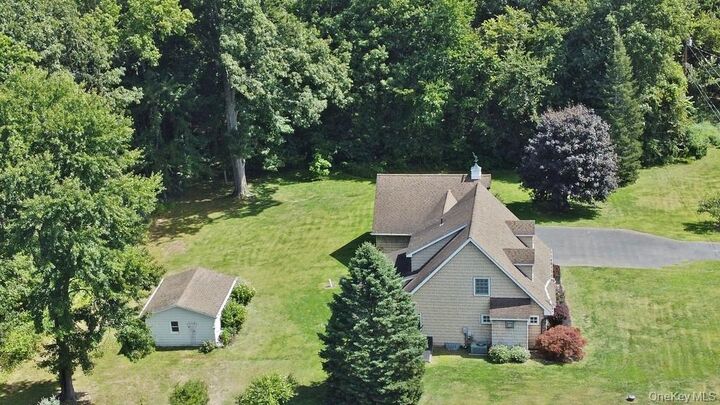 Property Photo:  138 Round Hill Road  NY 12586 