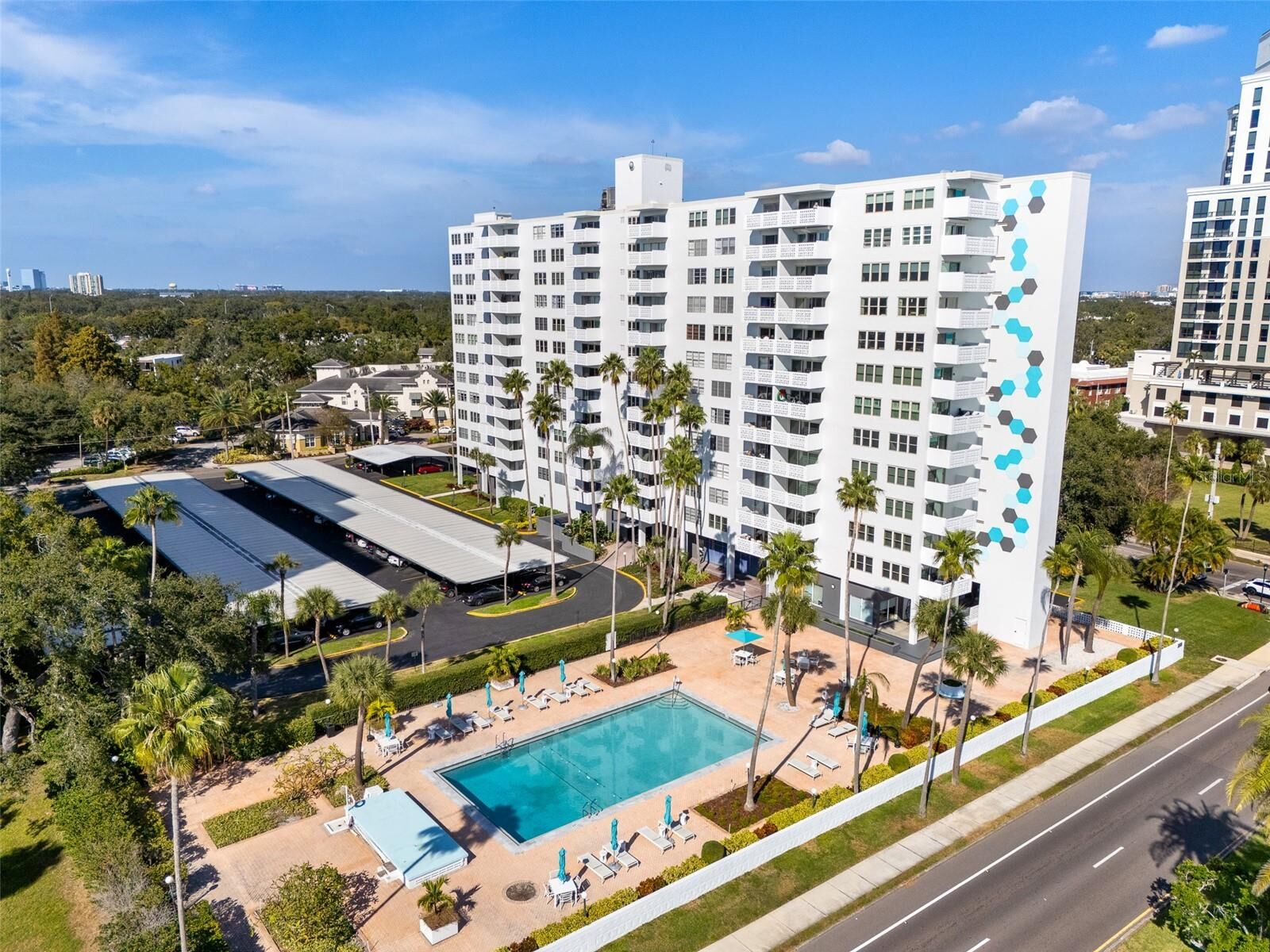 Property Photo:  2401 Bayshore Boulevard 310  FL 33629 