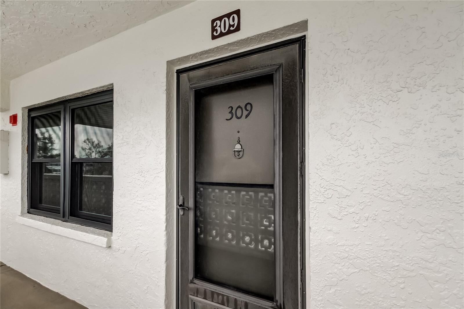 Property Photo:  4910 Bay Street NE 309  FL 33703 