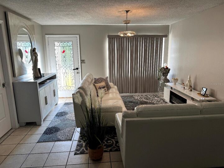 Property Photo: 5610 Clearview Drive FL 32819