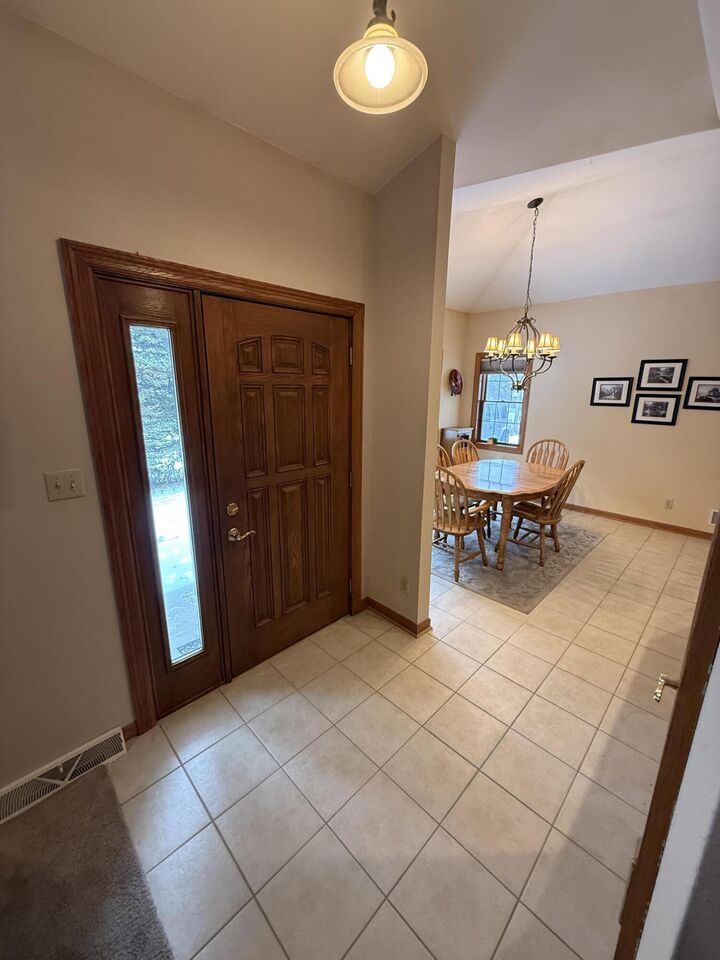 Property Photo:  N108w17282 Lilac Ln  WI 53022 