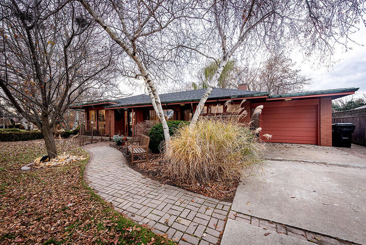 Property Photo:  2320 N Main St  WI 53402 