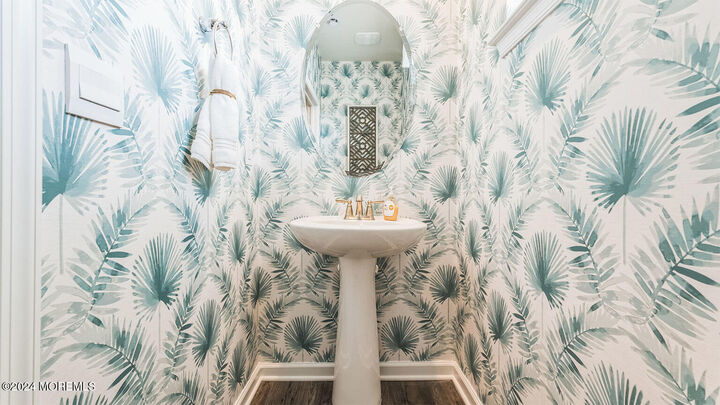 Property Photo:  54 Victoria Gardens Square  NJ 07753 