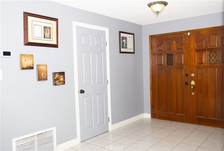 Property Photo: 14334 Anthony CA 92555