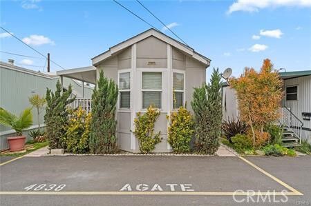 4841 Agate Avenue  Long Beach CA 90805 photo