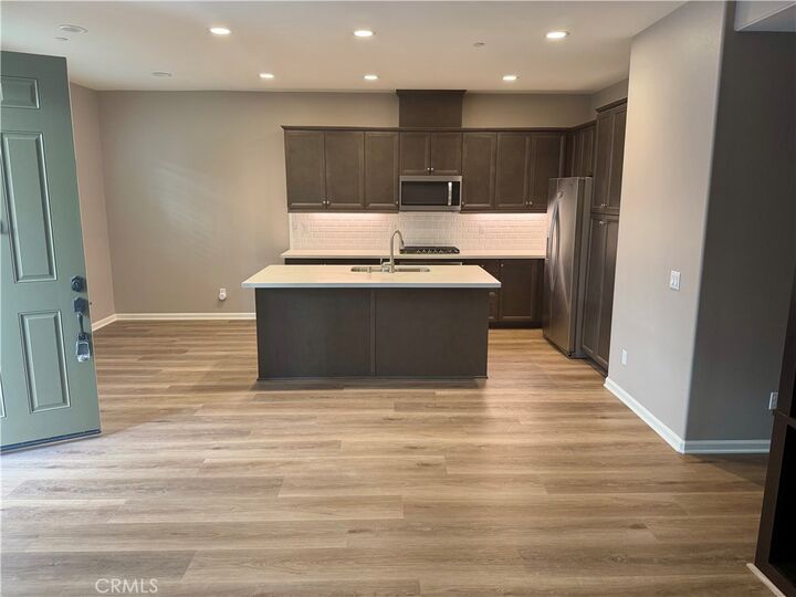 Property Photo:  150 Jaripol  CA 92694 