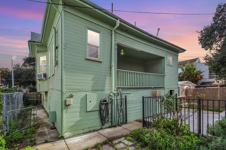 Property Photo: 2204 10th Street CA 95818