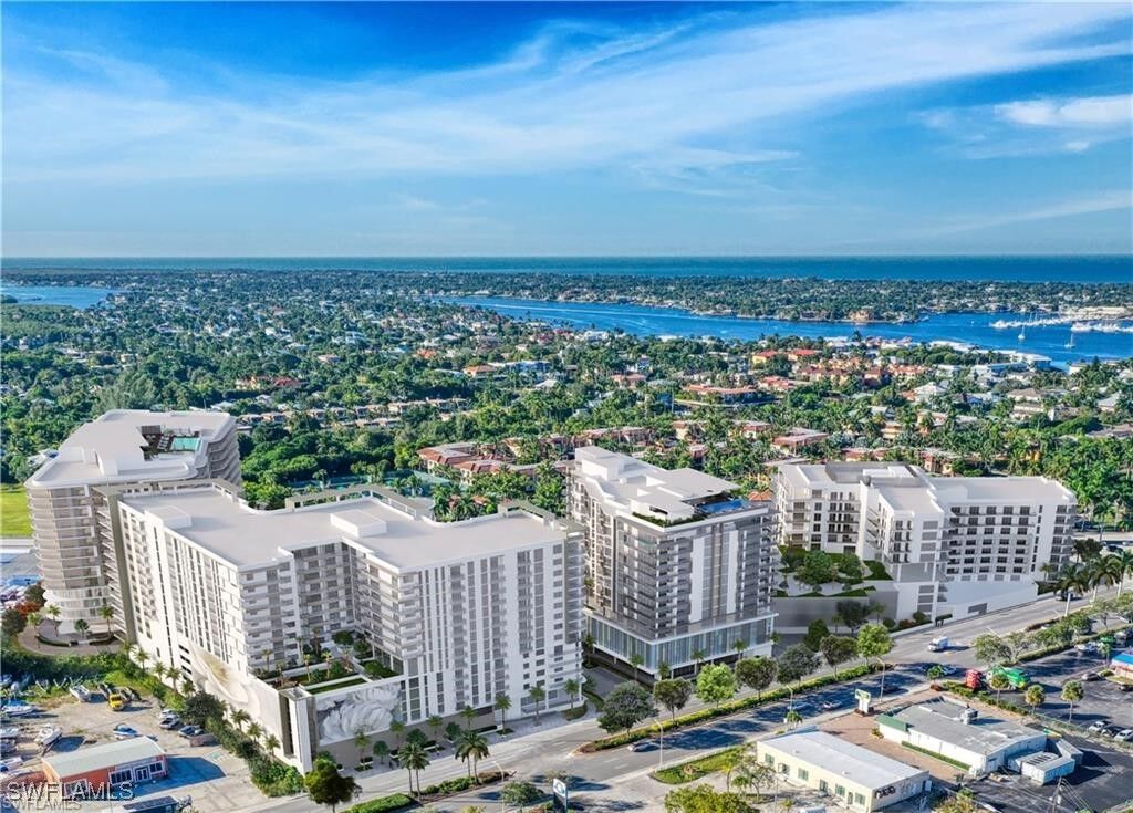 Property Photo: 1925 Metropolitan Boulevard 601 FL 34112