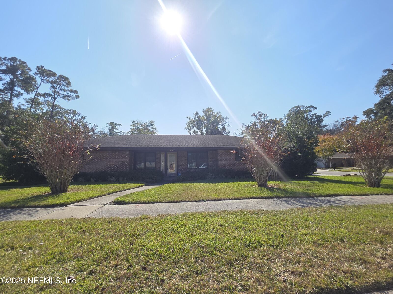 Property Photo: 8879 Heavenside Court FL 32257