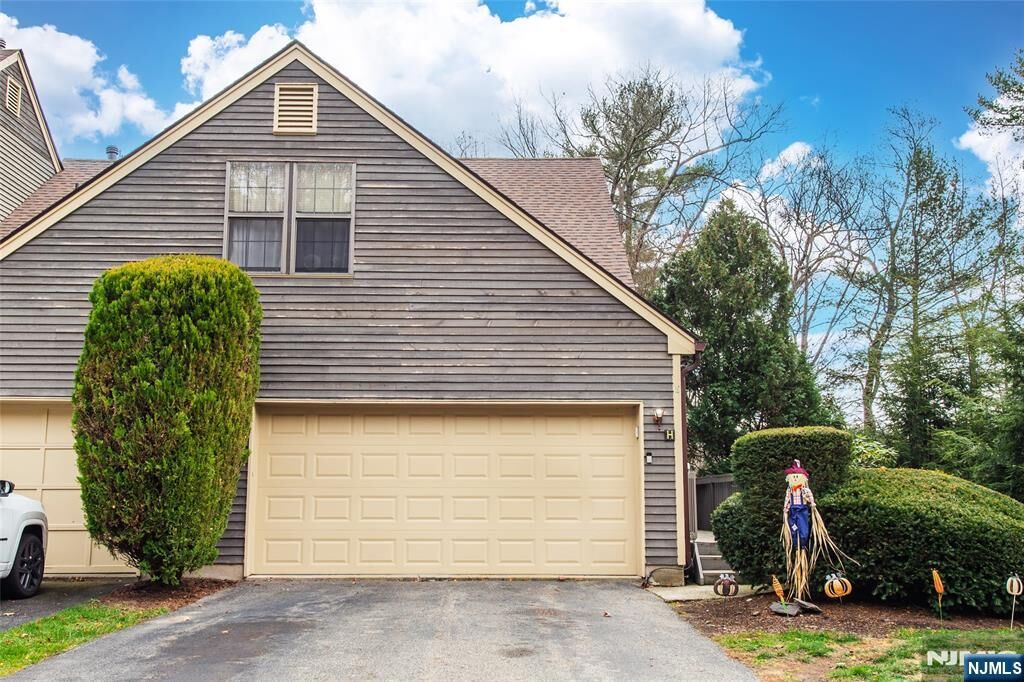 Property Photo:  26 Concord H  NJ 07480 