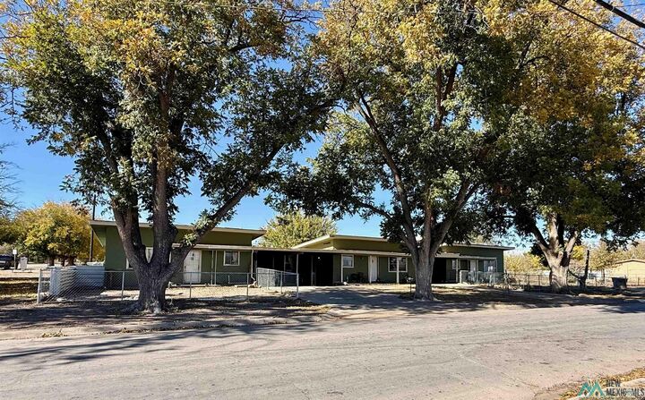 Property Photo:  801 E Third Street  NM 88201 