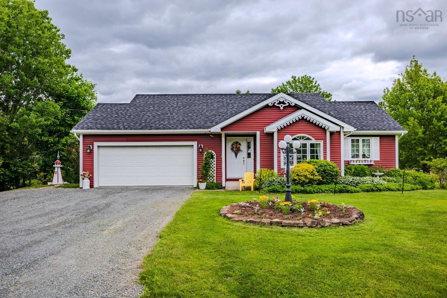 Property Photo:  157 Parkwood South  NS B6L 1M1 