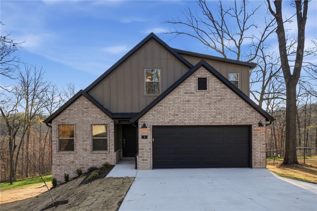 Property Photo:  4 Laverne Lane  AR 72715 