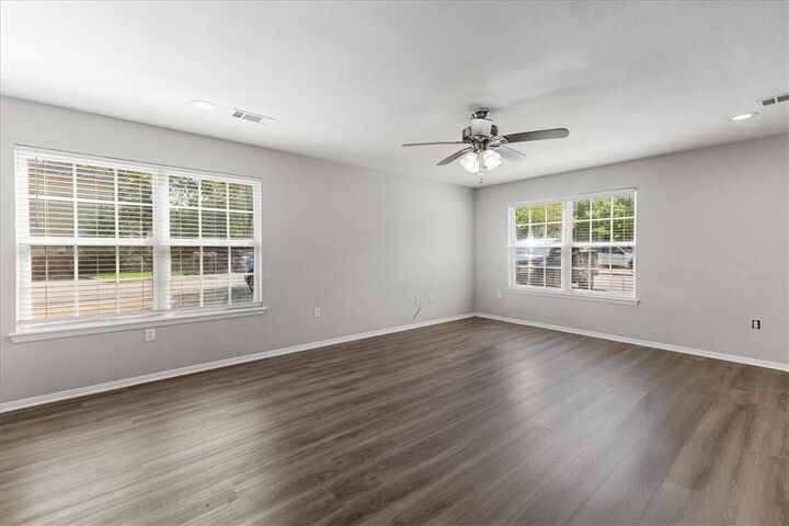 Property Photo:  1428 W Netherland 3-4  AR 72701 