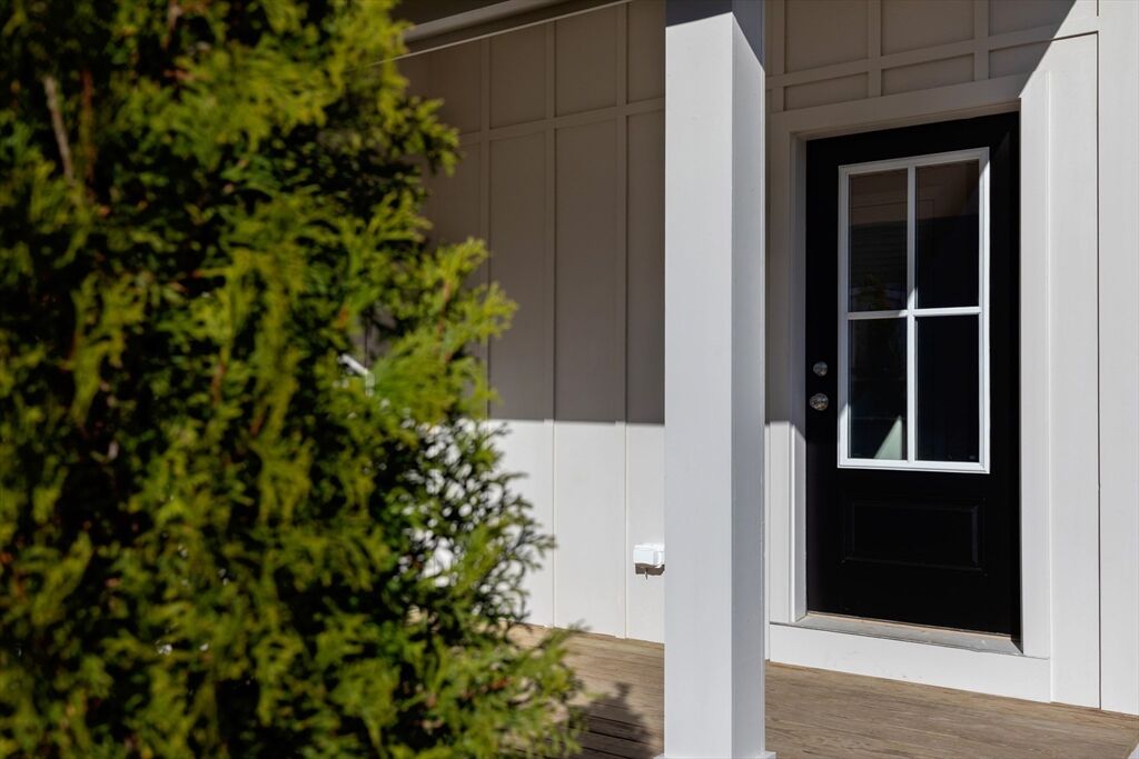 Property Photo:  1234 State Rd 1  MA 02360 