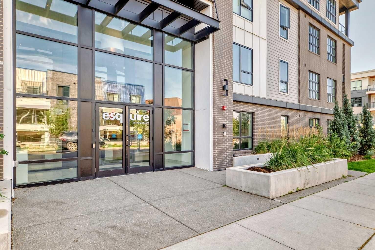 Property Photo: 4275 Norford Avenue NW 101 AB T3B 6M2