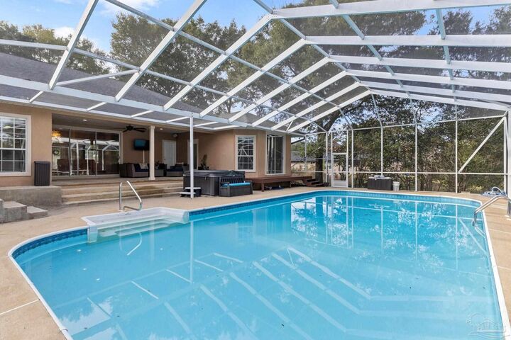 Property Photo: 3445 Marcus Pointe Blvd FL 32505