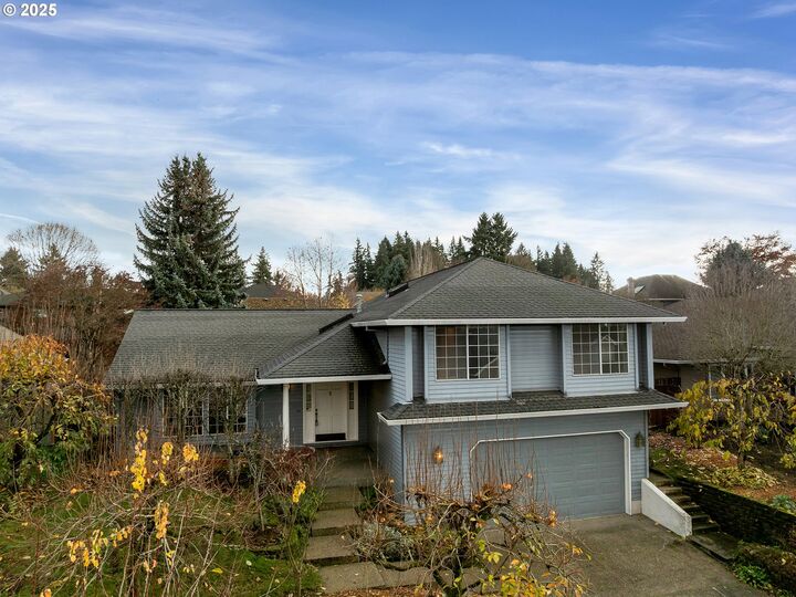 Property Photo:  5736 SW Natchez St  OR 97062 