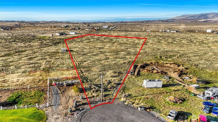 Property Photo:  13070 NW Rd A.3  WA 98823 