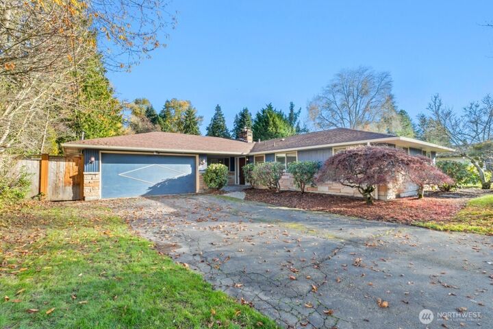 Property Photo:  10338  44th Avenue NE  WA 98125 