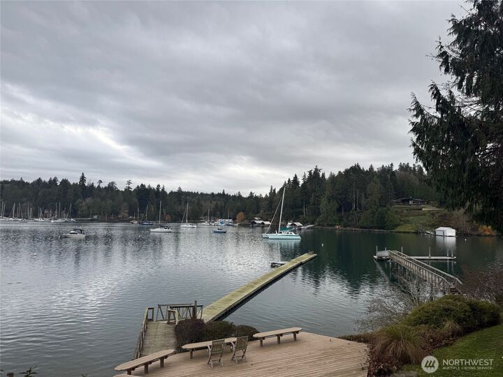 Property Photo: 15135 Anna Vera Lane NE WA 98110