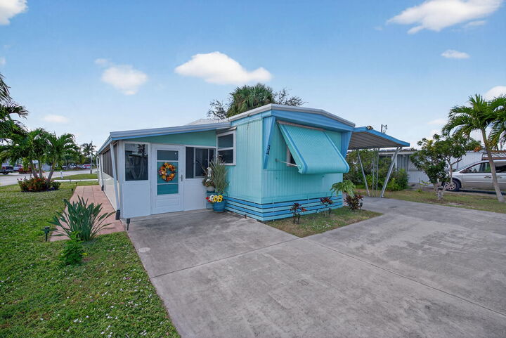 Property Photo: 11055 SE Federal Highway 34 FL 33455