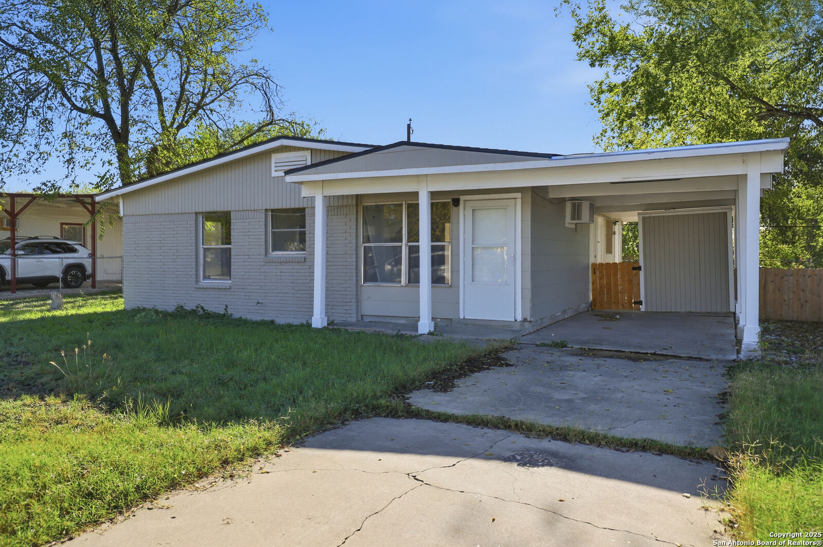 Property Photo:  146 Hillsdale  TX 78227 