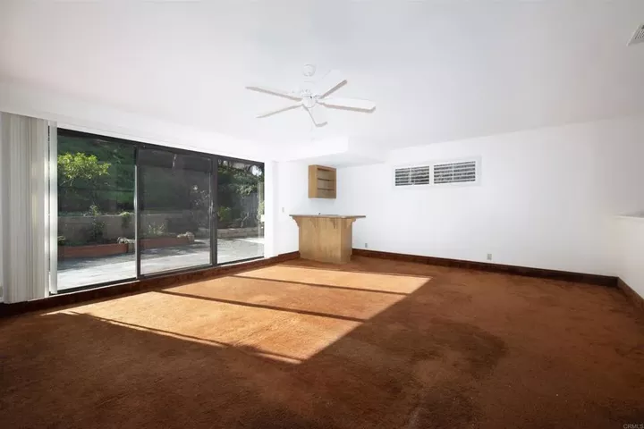 Property Photo:  1417 Via Christina  CA 92084 