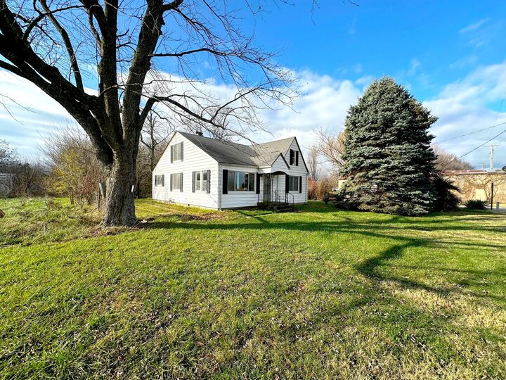Property Photo: 24 N Main MO 65654