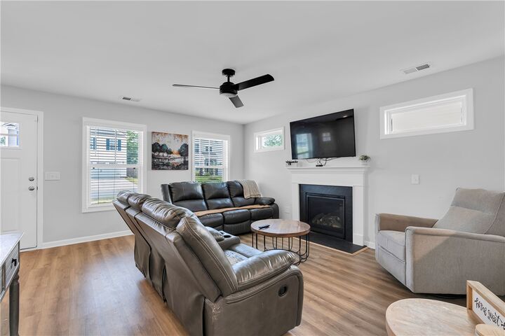 Property Photo: 116 Bruinen Drive SC 29644