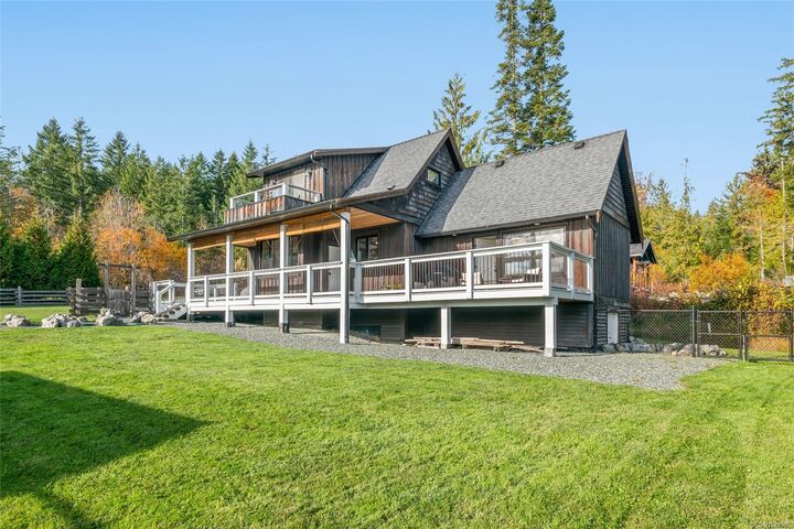 6373 Salal Rd — photo 1