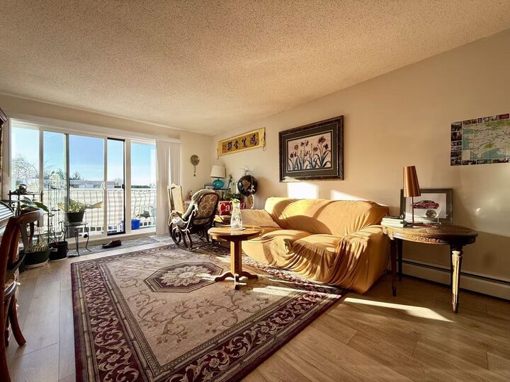 Property Photo: 7260 Lindsay Road 302 BC V7C 3M6