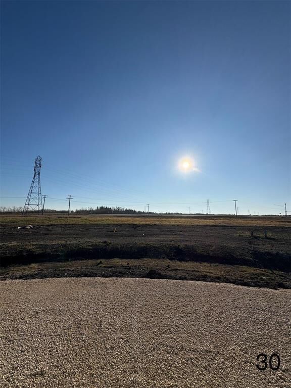 30 Elizabeth Waytiuk Co Cove  East Selkirk MB R0E 0M0 photo