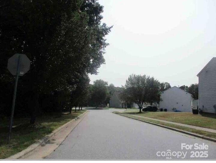 Property Photo: 1905 9th Drive NC 28602