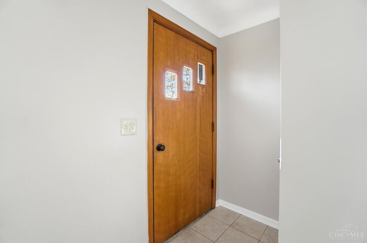 Property Photo: 4343 Overton Lane OH 45248