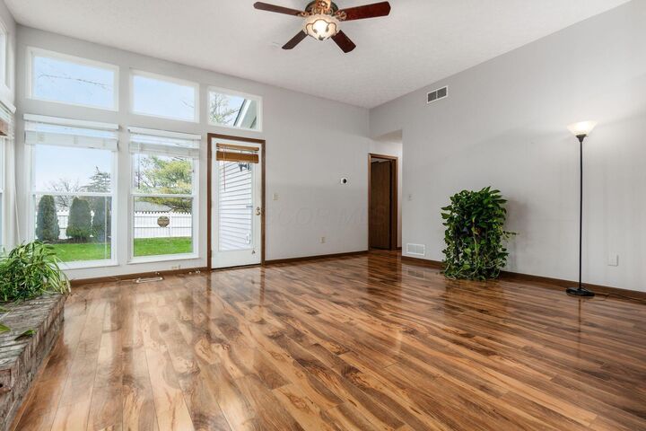 Property Photo:  1828 Gardenstone Drive  OH 43235 