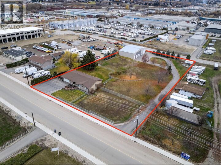 Photo de la propriété:  3109 Appaloosa Road  BC V1V 2G9 