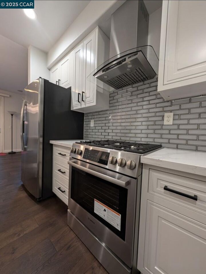 Property Photo:  6248 Sussex Dr  CA 94568 